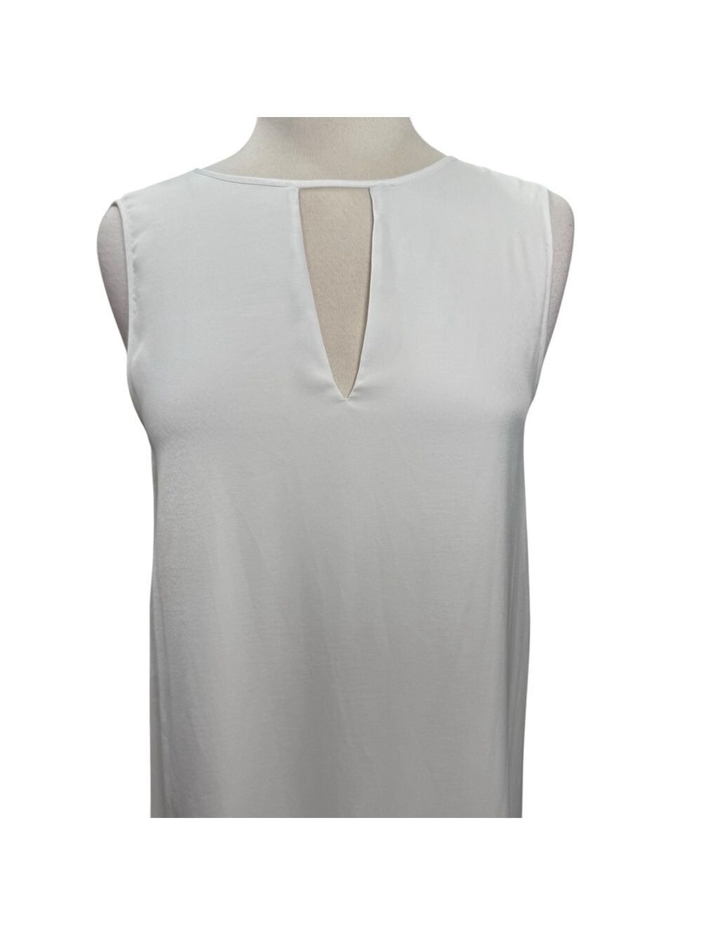 BCBGMAXAZRIA Dress XS White Sleeveless Asymmetrical - Picture 2 of 8